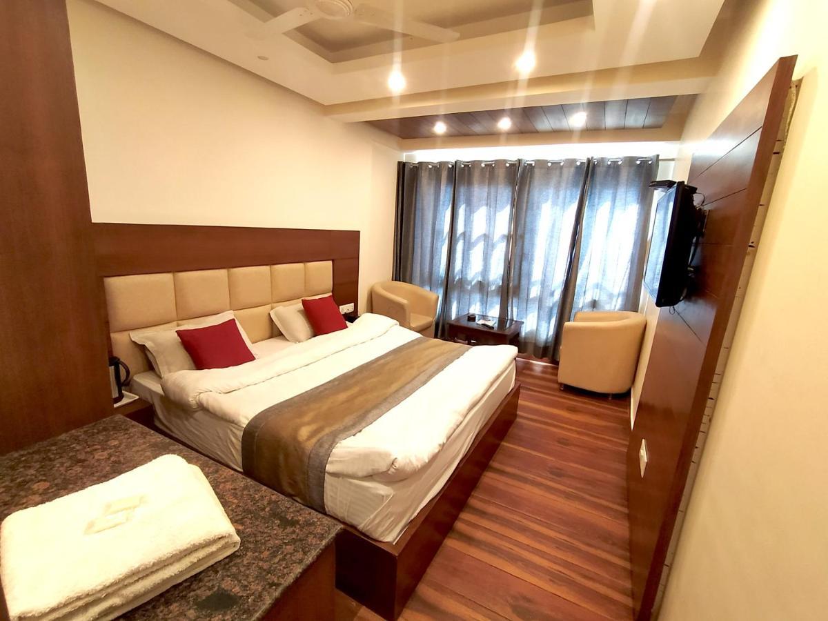 Hotel Samrat, Mussoorie Exterior photo