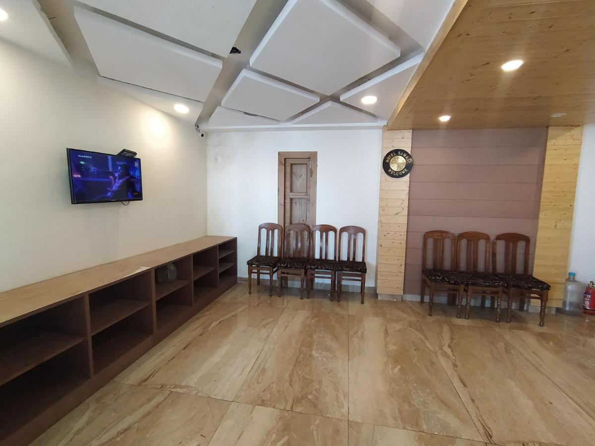 Hotel Samrat, Mussoorie Exterior photo