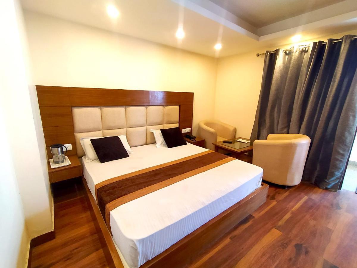 Hotel Samrat, Mussoorie Exterior photo